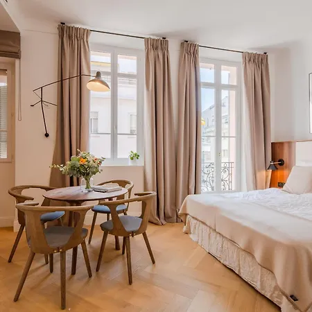 Apartment La Guitare 21 - Cozy In Center Of Cannes, Just Behind Grand Cannes